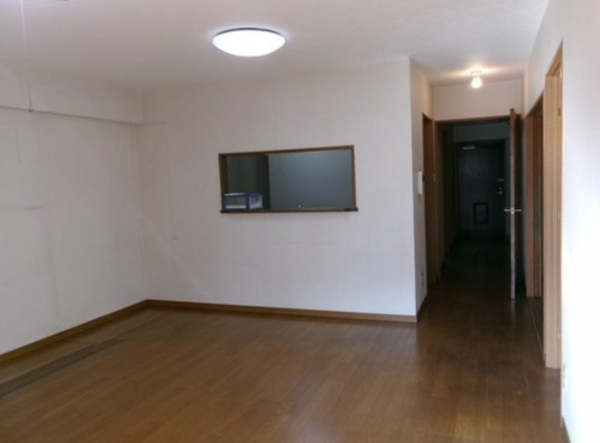 福山市東深津町、マンションの画像です