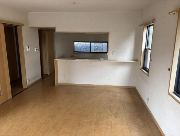 福山市蔵王町、中古一戸建ての画像です