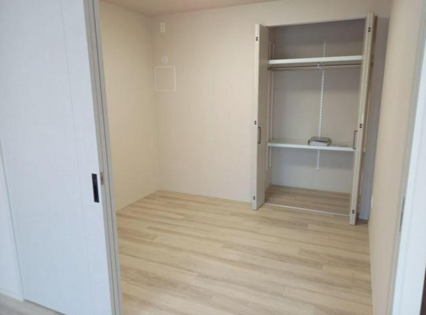 福山市東桜町、マンションの画像です