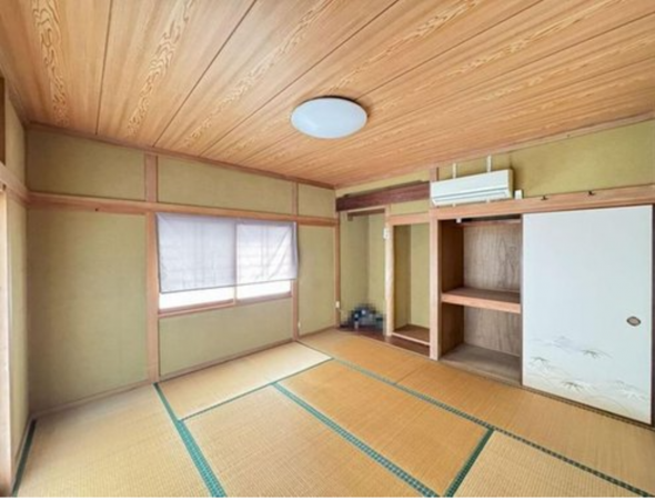 福山市水呑町、中古一戸建ての画像です