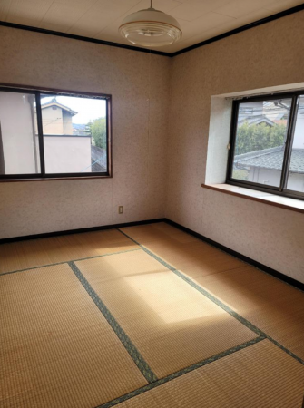 福山市水呑町、中古一戸建ての画像です
