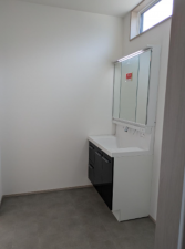 福山市草戸町、新築一戸建ての洗面画像です