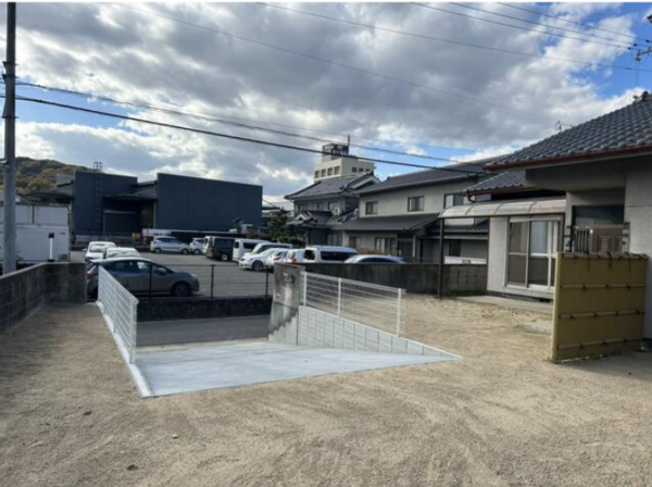 福山市神島町、中古一戸建ての画像です