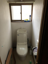 福山市手城町、中古一戸建てのトイレ画像です