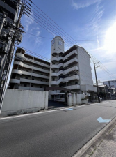 福山市南本庄、マンションの外観画像です