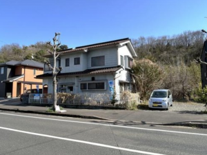 福山市水呑町、中古一戸建ての画像です