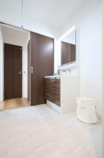 福山市草戸町、新築一戸建ての洗面画像です