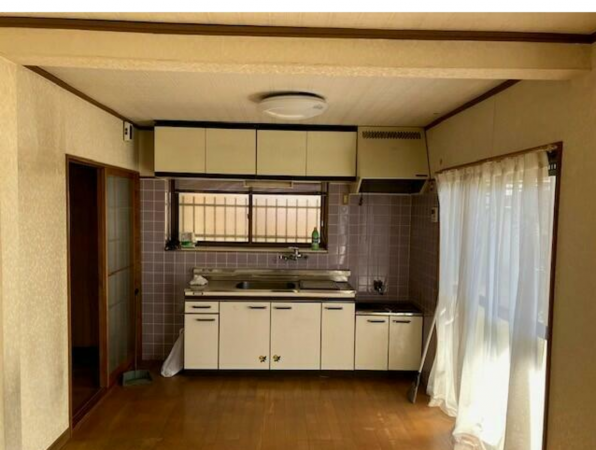 福山市大門町、中古一戸建ての画像です