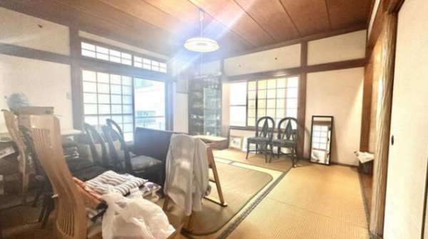 福山市日吉台、中古一戸建ての画像です