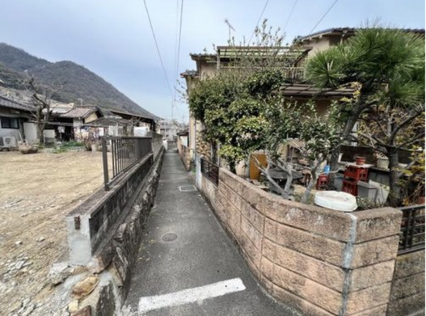 福山市水呑町、中古一戸建ての画像です
