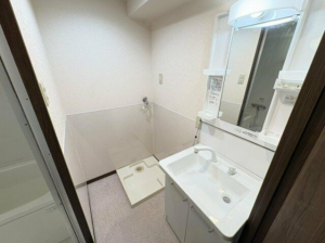 福山市南手城町、マンションの画像です