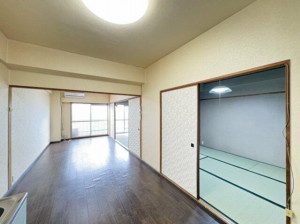 福山市南手城町、マンションの画像です