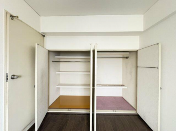 福山市南手城町、マンションの画像です