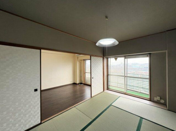 福山市南手城町、マンションの画像です