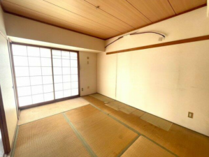 福山市南蔵王町、マンションの画像です