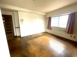 福山市南蔵王町、マンションの画像です