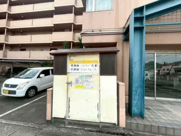 福山市南蔵王町、マンションの画像です