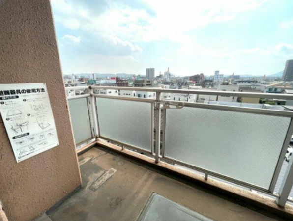 福山市南蔵王町、マンションの画像です