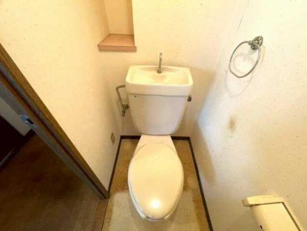 福山市南蔵王町、マンションの画像です