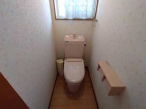 福山市瀬戸町大字地頭分、中古一戸建てのトイレ画像です