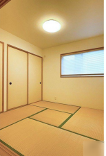 福山市新涯町、中古一戸建ての画像です