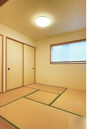 福山市新涯町、中古一戸建ての画像です