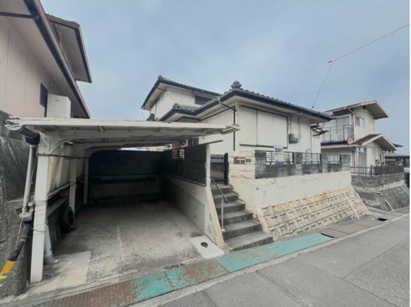 福山市緑陽町、中古一戸建ての画像です