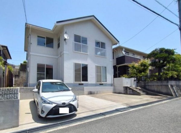 福山市明王台、中古一戸建ての画像です