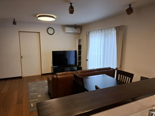 福山市水呑町、中古一戸建ての居間画像です