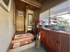 福山市幕山台、中古一戸建ての玄関画像です