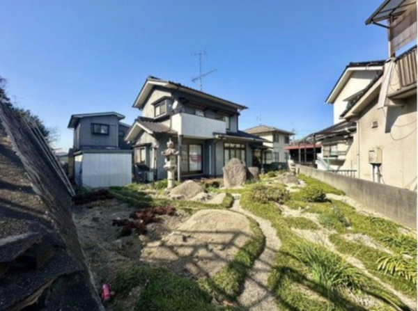 福山市幕山台、中古一戸建ての画像です