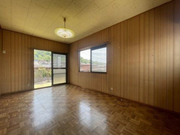 福山市幕山台、中古一戸建ての画像です