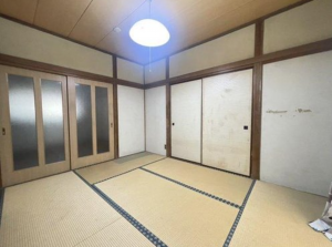 福山市西深津町、中古一戸建ての画像です