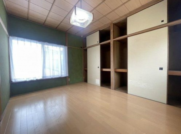 福山市西深津町、中古一戸建ての画像です