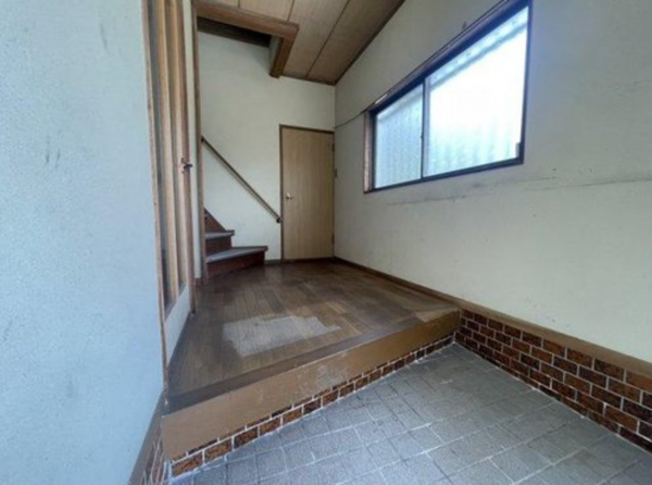 福山市西深津町、中古一戸建ての画像です
