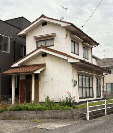 福山市東川口町、中古一戸建ての画像です