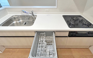 福山市幕山台、新築一戸建てのキッチン画像です