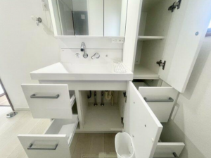 福山市緑陽町、中古一戸建ての画像です
