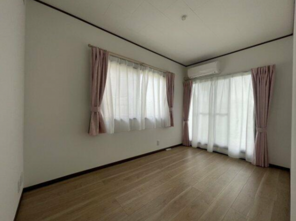 福山市緑陽町、中古一戸建ての画像です
