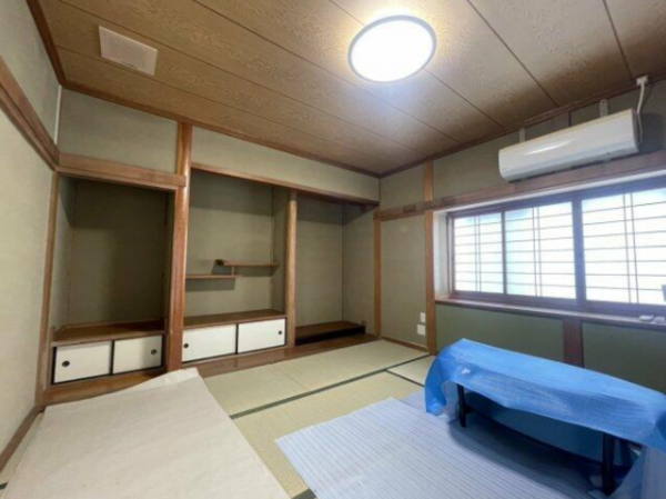 福山市緑陽町、中古一戸建ての画像です