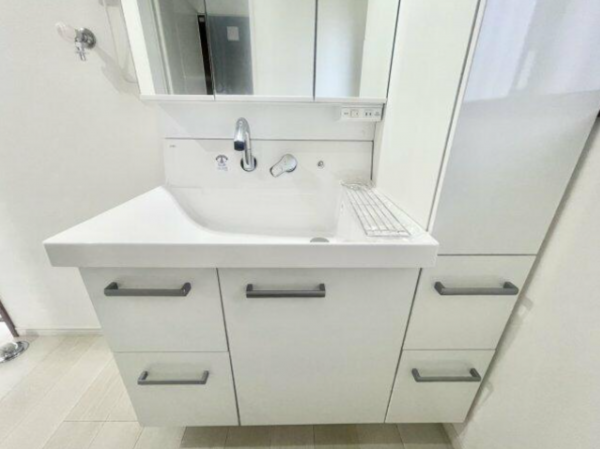 福山市緑陽町、中古一戸建ての画像です