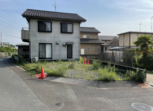 福山市引野町、中古一戸建ての駐車場画像です
