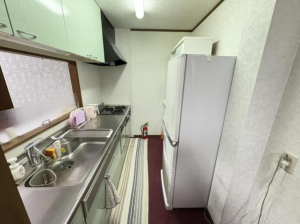 福山市松浜町、中古一戸建てのキッチン画像です