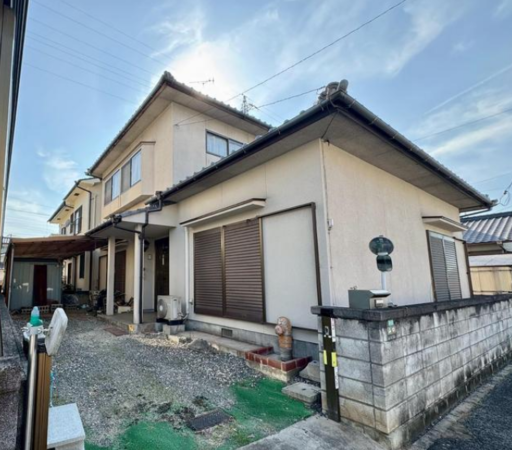 福山市清水ケ丘、中古一戸建ての外観画像です