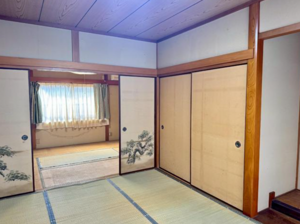 福山市清水ケ丘、中古一戸建ての画像です