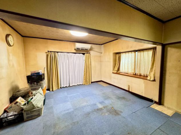 福山市清水ケ丘、中古一戸建ての画像です