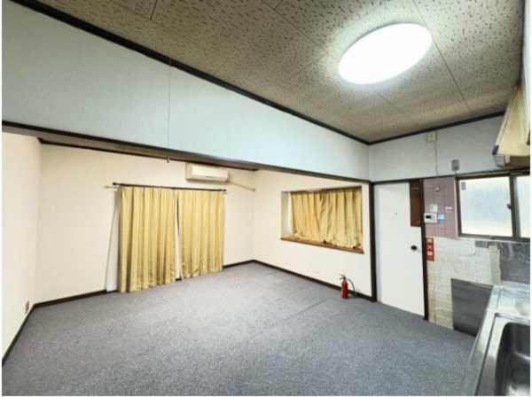 福山市清水ケ丘、中古一戸建ての画像です