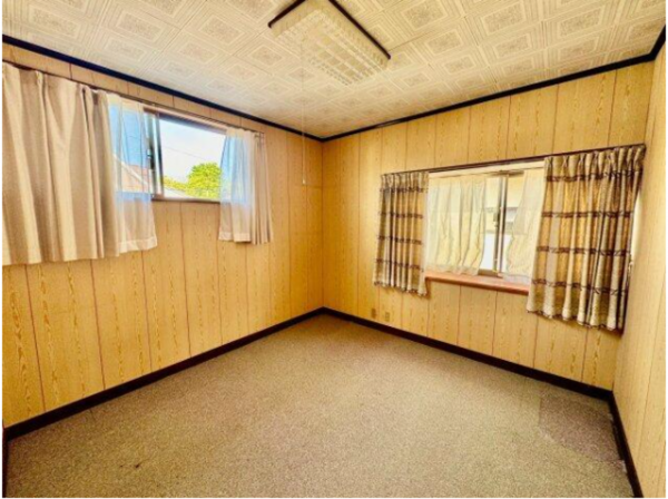 福山市清水ケ丘、中古一戸建ての画像です