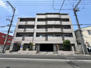 福山市多治米町、マンションの画像です