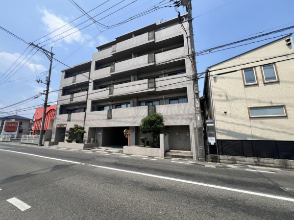 福山市多治米町、マンションの画像です